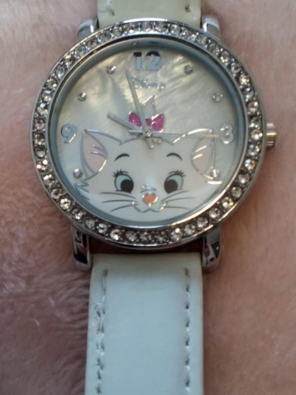 DISNEY Aristocrat Watch ( Marie Watch)